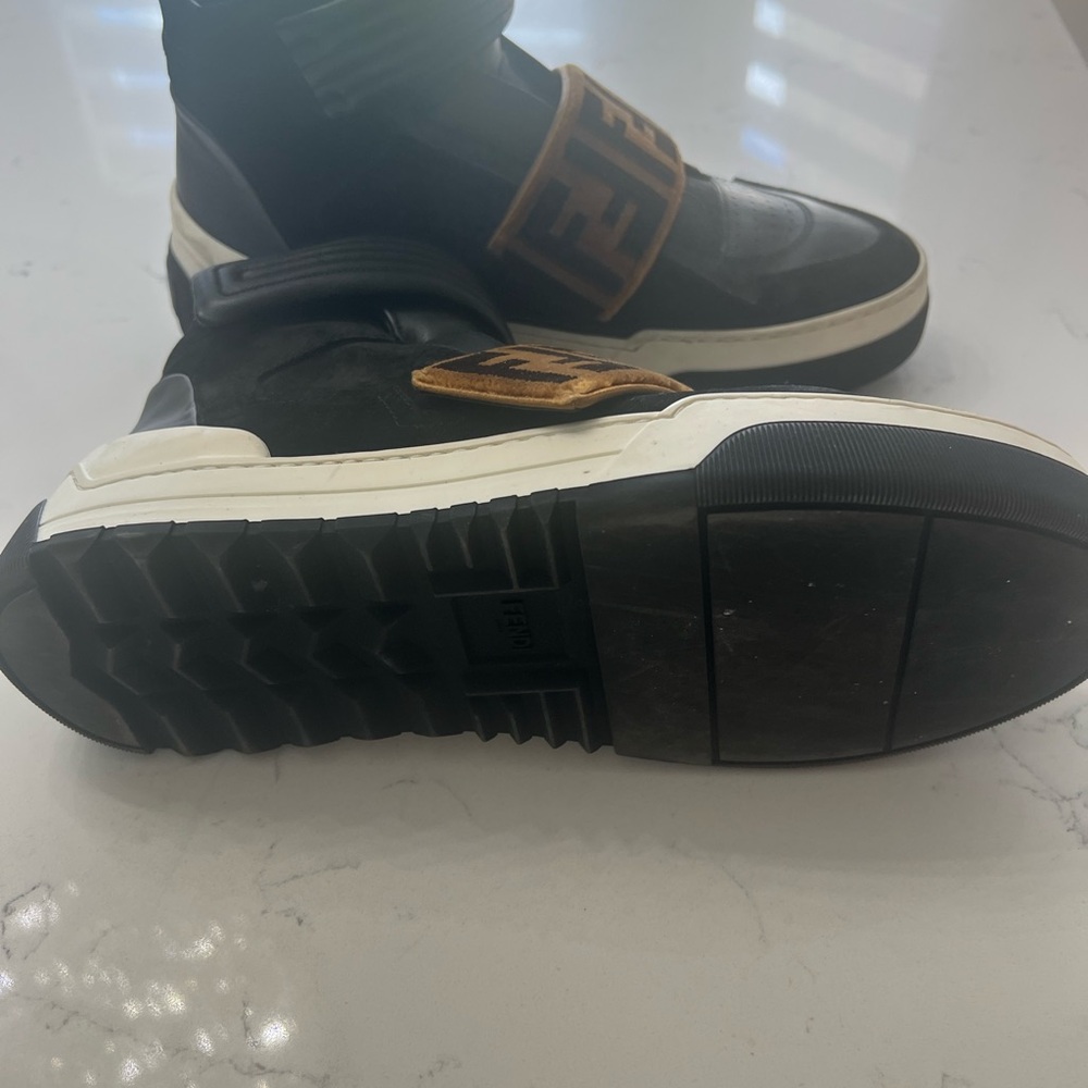 Men’s Shoes